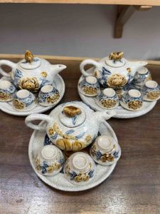 Bộ Trà Sen Men Rạn Đắp Nổi Thờ Cúng Gia Tiên Ban Thần Tài Bộ Trà Quả Đào Gốm Sứ Bát Tràng Cao Cấp