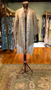 Adeeva Cardigan Viscos by Dian Pelangi: Outer Cardi Coat Blazer Bolero Outfit OOTD Casual Formal Kerja Kantor Pesta Pernikahan Kondangan Wanita Hijaber Cantik Anggun Modis Modern Elegan Mewah Model Korea Terbaru Motif Batik Kekinian