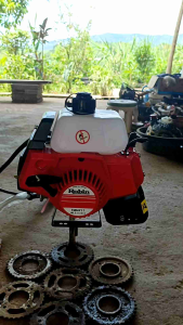 A121เฉพาะหัวเครื่องตัดหญ้า NB411ฝาสตาร์ทเป็นแบบเบ้าเขี้ยว คาบูมีสายระบายน้ำมัน งานพรีเมี่ยมคุณภาพสูง 100%