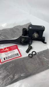 Master Rem Atas Assy Depan (KVY) untuk Beat Karbu Vario Karbu Vario 110 Vario 125 Old Scoopy Supra X 125 Supra Fit New Supra X Lama Motorcycle Sparepart Asli