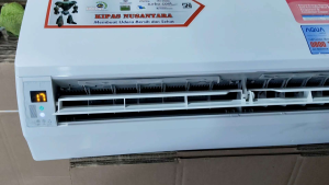 KIPAS ANGIN MODEL AC 2PK/HEMAT LISTRIK CUMA 30 WATT/TINGGAL COLOK/REMOTE