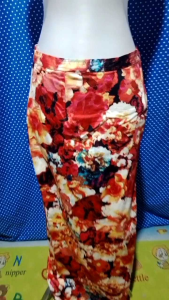 BAWAHAN WANITA ROK PANJANG MERAH 602