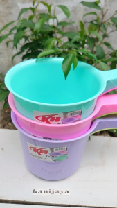 foto asli gayung plastik berkualitas/gayung mandi/gayung murah