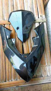 Tameng & Dasi Depan Vario 125-150 LED Karbon