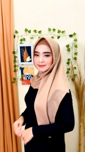 Hijab Segiempat Bella Square Polos Terlaris dan Termurah