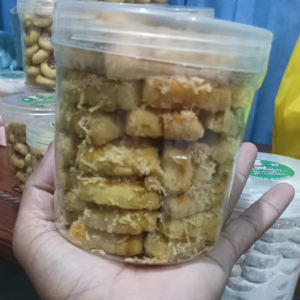 Paket Hemat Kue Kering 2 Toples: Cocok untuk Cemilan & Acara