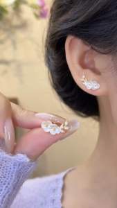 (Bebas beli 2 dapat bonus) A168 COD Anting bunga jarum perak cabang bunga manis mewat titanium wanita best seller