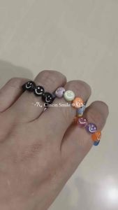 Lala Smile Ring: Cincin Senyum Elastis Warna Warni Emoji Smiles Fashion Ring