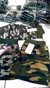 celana pendekcelana olahragacelana harian