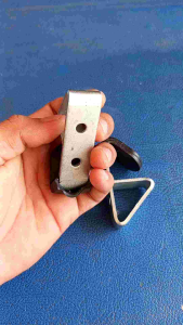 gantungan velg mobil tempel dinding minimalis full besi tebal