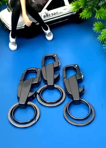 Gantungan Kunci Motor Mobil Multifungsi Mens Keychain 3in1 / Gantungan Kunci Plus Pisau Lipat Mini Multifungsi Dengan Pembuka Botol