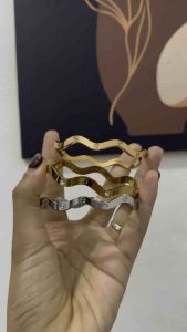 Gelang Wanita Dewasa Gelombang Permata & Gelang Wanita Titanium Embos Anti Karat Anti Luntur