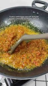 Ayam Brand Santan Estrak Krim Kelapa Asli 200 ml/Ayam Brand Coconut Cream Extract 200 ml