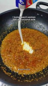 Ayam Brand Santan Estrak Krim Kelapa Asli 1 Liter / Ayam Brand Coconut Cream Extract  - Coconut Milk / Santan Kelapa 1L
