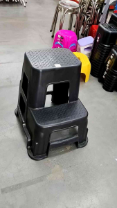 Kerusi Tangga Plastik/ Kerusi Kanak-Kanak/ Plastic Stair Chair / Children Chair