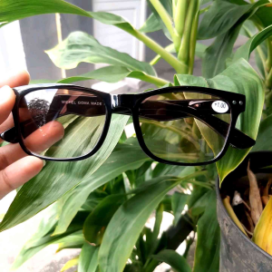 Kacamata Double Fokus Baca dan Jalan Untuk Pria dan Wanita