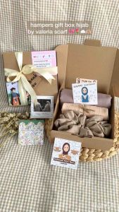 Hampers Gift Box Hijab Bella Square | Gift Box Kado Murah Ulang Tahun Hari Guru Wisuda Sempro Lebaran