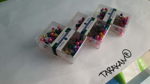 Jarum Pentul Warna Box Mika Isi 60-80pcs: Aksesoris Hijab dan Jilbab