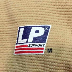 LP Support Elbow / Pelindung Siku Elastis LP-953 Warna : Krem 100% original seperti gambar ori elbow support 953 bahan berkualitas