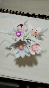 chenille stem flower 6 types of flower white color