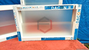 Boven zig-zag kamar mandi penerang dan pentilasi udara 35 x 60