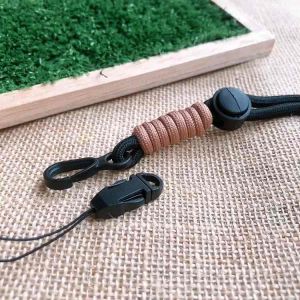 สายคล้องคอ, สายคล้องบัตร, สายคล้องโทรศัพท์, สายคล้องอเนกประสงค์, โทนสีขาวดำเทา, เท่ห์ๆ