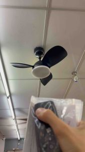 REGAIR ROZY REZO MICA 30 INCH Baby Fan Black / White (30" Baby Fan) 3 Blades with 3 Colour LED Light or 5 Blades Black Gold  厨房小风扇