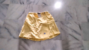Rok olahraga tenis mail kuning