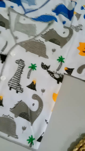 Baju Bayi Nyaman & Aman Lengan Panjang Motif Dinosaurus