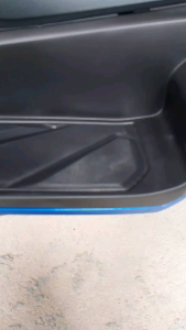 น้ำยาเครือบเบาะเครือบคอนโซลในรถและเฟรมดำรถมอเตอร์ไซค์มีกลิ่นหอมการันตีจากคาร์แคร์เคลือบอยู่ทนนาน