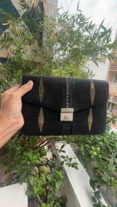 Clutch 2hand khoá số da cá đuối 5 mắt và gai sống lưng phong thuỷ -T467