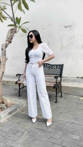 Cleya Highwaist Loose Jeans: Gaya Kasual & Nyaman untuk Berbagai Acara