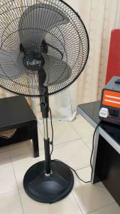 Portable Power Station 800W Peak | 580Wh Battery | Pure Sine Wave | Solar Charging | Camping Emergency Power Supply