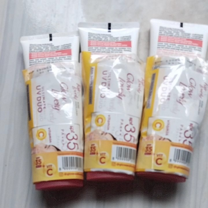 FAIR AND LOVELY FACIAL FOAM 100ML sabun cuci muka fair and lovely