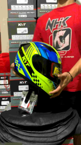 Tas helm tebal/ Sarung Helm murah original Anti debu - tas helm kyt original - cover helm