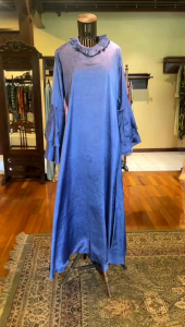 Lisa Dress by Dian Pelangi LIMITED EDITION Busana Muslim Maxi Gamis Abaya Kaftan Gaun Outfit Pesta Pernikahan Kondangan Lebaran Wanita Cantik Anggun Modis Modern Simple Elegan Mewah Casual Formal Model Korea Terbaru Motif Batik Cap Hand Made Kekinian