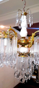 Lampu hias cabang kristal ruang tamu mewah