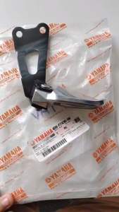 พักเท้าหลัง ชุด ข้างซ้าย แท้ FINO-115 คาร์บู 2006-2013 4D0-F7430-00 YAMAHA 1 ชุด