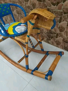 Kuda Kudaaan Rotan: Mainan Anak Aman dan Tradisional