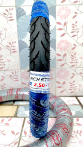 Ban Motor Ring 17: Panduan Lengkap\\n\\nBan motor ring 17 adalah ban motor dengan diameter 17 inci yang umum digunakan pada beberapa jenis motor bebek dan skuter. Artikel ini akan membahas tentang ukuran, jenis, cara memilih, perawatan, dan rekomendasi ban motor ring 17.\\n\\n Apa itu Ban Motor Ring 17?\\n\\nBan motor ring 17 adalah ban motor yang memiliki diameter 17 inci. Ban ini sering digunakan pada beberapa jenis motor bebek dan skuter, seperti Honda Astrea, Grand Supra, Revo, Satria, Smash, dan Shogun.\\n\\n Ukuran Ban Motor Ring 17\\n\\nBan motor ring 17 tersedia dalam berbagai ukuran, seperti ban 250-17 non tubeless, ban motor 70/90-17, dan ban motor 275-17. Ukuran ban yang tepat harus dipilih sesuai dengan spesifikasi motor.\\n\\n Jenis Ban Motor Ring 17\\n\\nBan motor ring 17 tersedia dalam dua jenis, yaitu ban dalam dan ban luar. Ban dalam biasanya digunakan pada motor bebek, sementara ban luar digunakan pada motor skuter. Beberapa merek ban motor ring 17 yang populer antara lain Richstone, ban montor r17, dan ban montor richstone.\\n\\n Cara Memilih Ban Motor Ring 17 yang Tepat\\n\\nMemilih ban motor ring 17 yang tepat sangat penting untuk keamanan dan kenyamanan berkendara. Berikut adalah beberapa pertimbangan saat memilih ban motor ring 17:\\n\\n- Pilih ukuran ban yang sesuai dengan spesifikasi motor\\n- Pilih jenis ban yang sesuai dengan tipe motor (bebek atau skuter)\\n- Perhatikan kualitas ban, seperti material, desain, dan garansi\\n\\nBerikut adalah beberapa tips memilih ban motor ring 17 yang tepat:\\n\\n- Pilih ban dengan desain dan material yang sesuai dengan kebutuhan berkendara\\n- Bandingkan harga dan kualitas ban dari berbagai merek\\n- Baca ulasan dan review dari pengguna lain\\n\\n Perawatan Ban Motor Ring 17\\n\\nPerawatan ban motor ring 17 sangat penting untuk memastikan keamanan dan kenyamanan berkendara. Berikut adalah cara merawat ban motor ring 17:\\n\\n- Lakukan pengecekan tekanan angin secara rutin\\n- Periksa kondisi ban setiap kali sebelum berkendara\\n- Hindari berkendara di jalanan yang rusak atau berlubang\\n\\nBerikut adalah beberapa tips menghindari kerusakan pada ban motor ring 17:\\n\\n- Hindari mengendarai motor dengan kecepatan tinggi\\n- Hindari membawa beban yang melebihi kapasitas motor\\n- Gunakan ban dengan kualitas yang baik\\n\\n Rekomendasi Ban Motor Ring 17\\n\\nBerikut adalah beberapa rekomendasi ban motor ring 17:\\n\\n- Ban motor Honda Astrea Grand Supra Revo Satria Smash Shogun\\n- Ban motor 70/90-17 Richstone\\n- Ban motor 275-17\\n\\n Kesimpulan\\n\\nBan motor ring 17 adalah ban motor yang memiliki diameter 17 inci dan sering digunakan pada beberapa jenis motor bebek dan skuter. Memilih ban motor ring 17 yang tepat sangat penting untuk keamanan dan kenyamanan berkendara. Perawatan ban motor ring 17 juga sangat penting untuk memastikan keamanan dan kenyamanan berkendara. Berikut adalah beberapa rekomendasi ban motor ring 17 yang dapat dipilih sesuai dengan kebutuhan dan preferensi.\n}