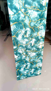 Wallpaper Sticker Dinding Paket Hemat 4 Rol Marmer Hijau Bercak Putih Gold Mewah Elegant