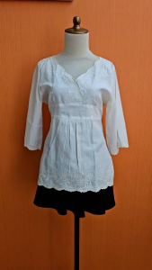 atasan wanita bordir putih CONNEXION cewek M L blouse MEWAH vneck santai
