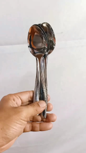 Sendok Makan Stainless Tebal isi 12 Pcs Anti Karat
