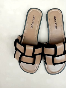 SAM SHOES Sandal Wanita Teplek Motif Ketupat