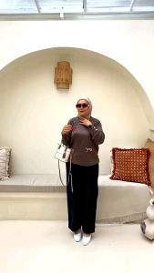 Setelan Blouse Rajut Naomi Dan Celana Kulot By Irish Label