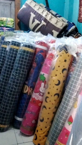 Sarung Kasur Resleting motif MOONSTAR kain DISFEST katun berkualitas harga terjangkau