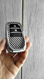 SARUNG CASING REMOTE KUNCI TOYOTA INNOVA ZENIX VENTURE FORTUNER KEYLESS CARBON CHROME LIMITED EDITION