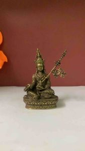 Tượng Đức Liên Hoa Sinh đồng mật tông