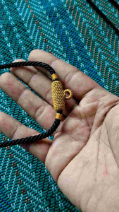 สร้อยเชือกเทียนขนาด3.5มิลสีดำห่วงงานเข็มไหมสีทอง