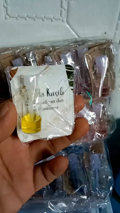 isi 50 pcs souvenir pernikahan farfum 3ml kemasan plastik + kartu ucapan / souvenir farfum murah / souvenir pernikahan kekinian